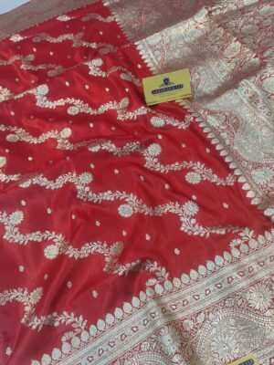 Pure Banarasi Saree in Kattan feel with Traditional Lahariya  Jaal Zari Weaving