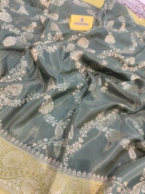 Pure Russian Silk Banarasi Saree In Fancy Floral Zari Jaal Weaving