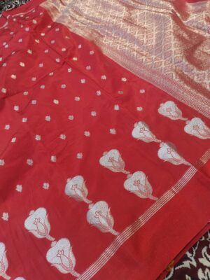 Dual Boota Skirt And Contrast Blouse Soft Silk saree